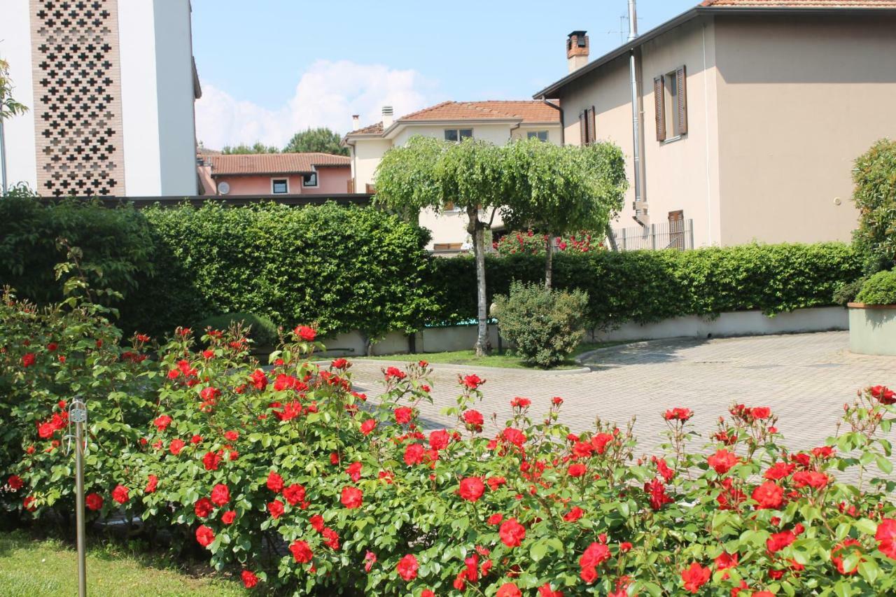 Indesenzano Apartment Desenzano del Garda Eksteriør bilde