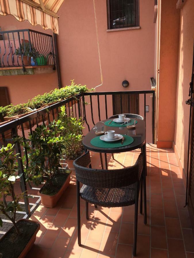 Indesenzano Apartment Desenzano del Garda Eksteriør bilde