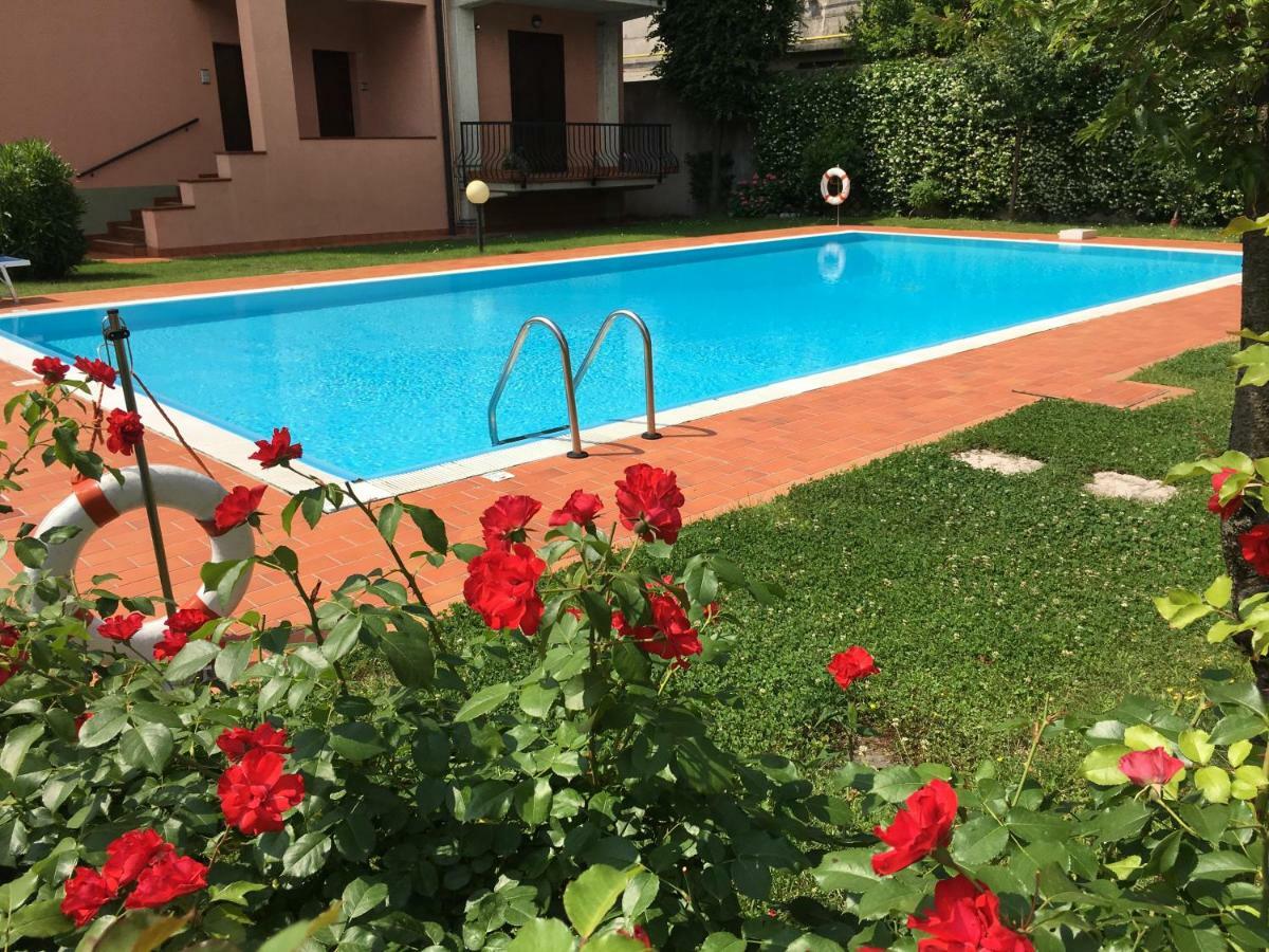 Indesenzano Apartment Desenzano del Garda Eksteriør bilde