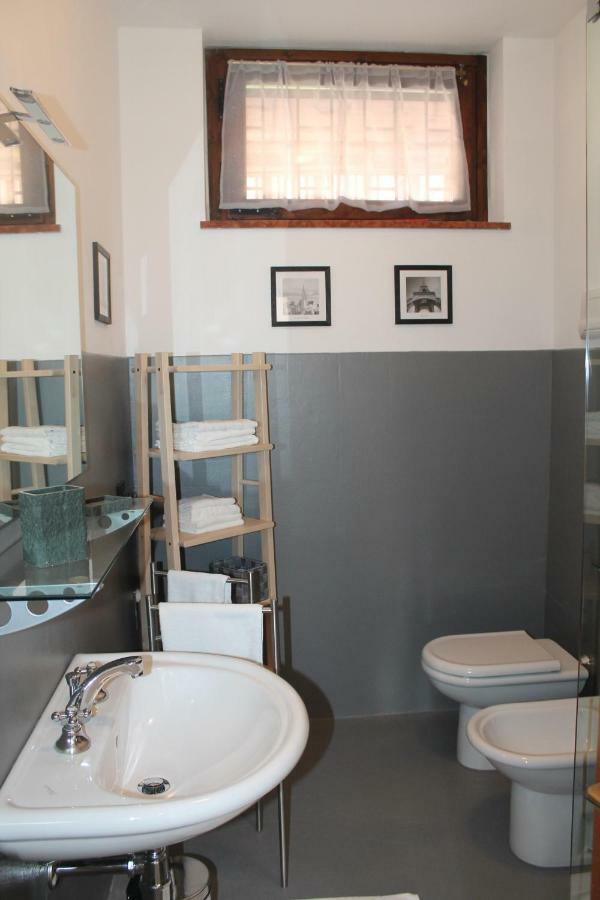 Indesenzano Apartment Desenzano del Garda Eksteriør bilde