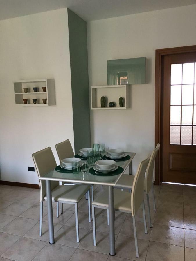 Indesenzano Apartment Desenzano del Garda Eksteriør bilde