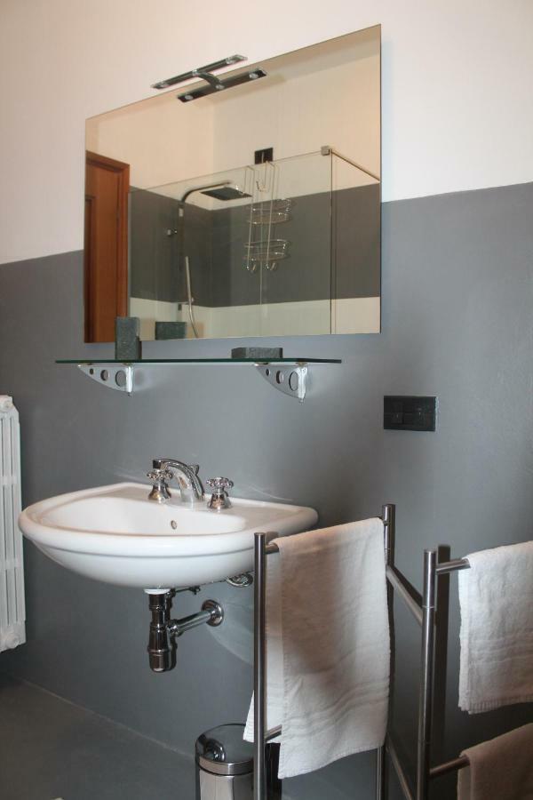 Indesenzano Apartment Desenzano del Garda Eksteriør bilde