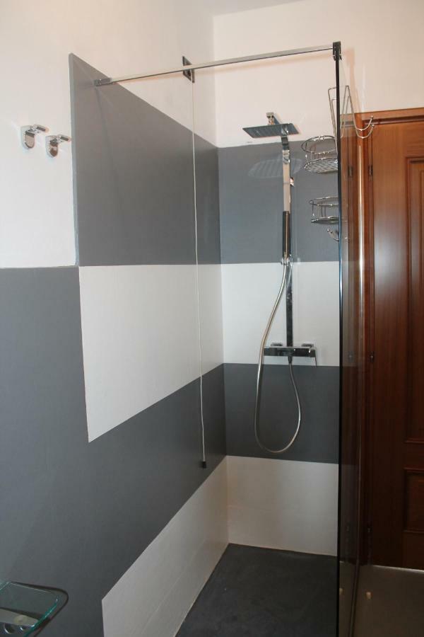 Indesenzano Apartment Desenzano del Garda Eksteriør bilde